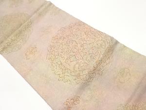 連珠狩猟文に草花模様織出し開き名古屋帯（額縁仕立て）